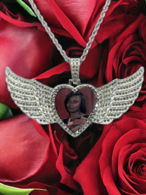 Customizable Valentine's Day Heart Pendant (Gold/Silver)