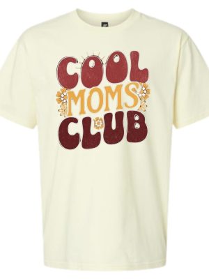 Cool Moms Club Retro Floral Graphic Tee
